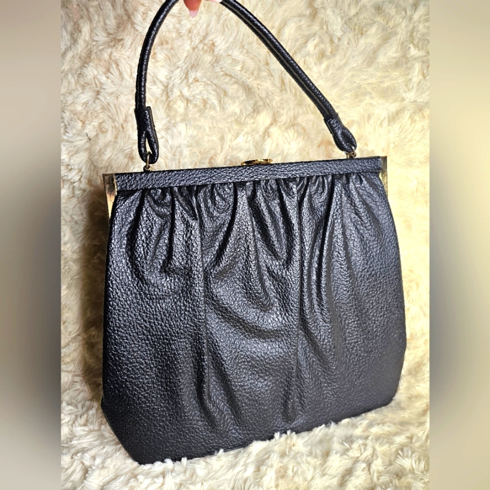 Rare Vintage 1950's Garay Pebbled Leather Handbag